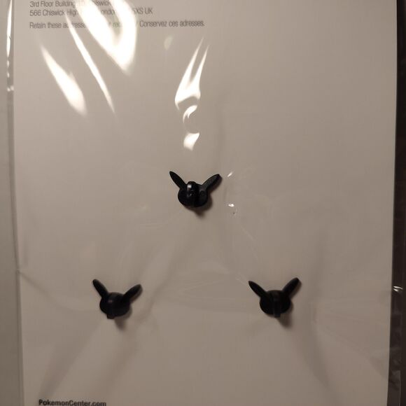 Pokemon Gigantimax Charizard XL Enamel Pin Official Nintendo Collectible Badge - Picture 3 of 3